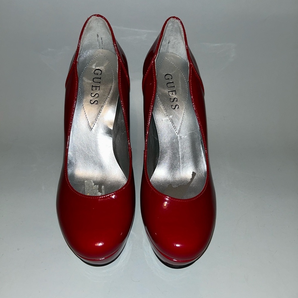 Pre loved guess heeled pump